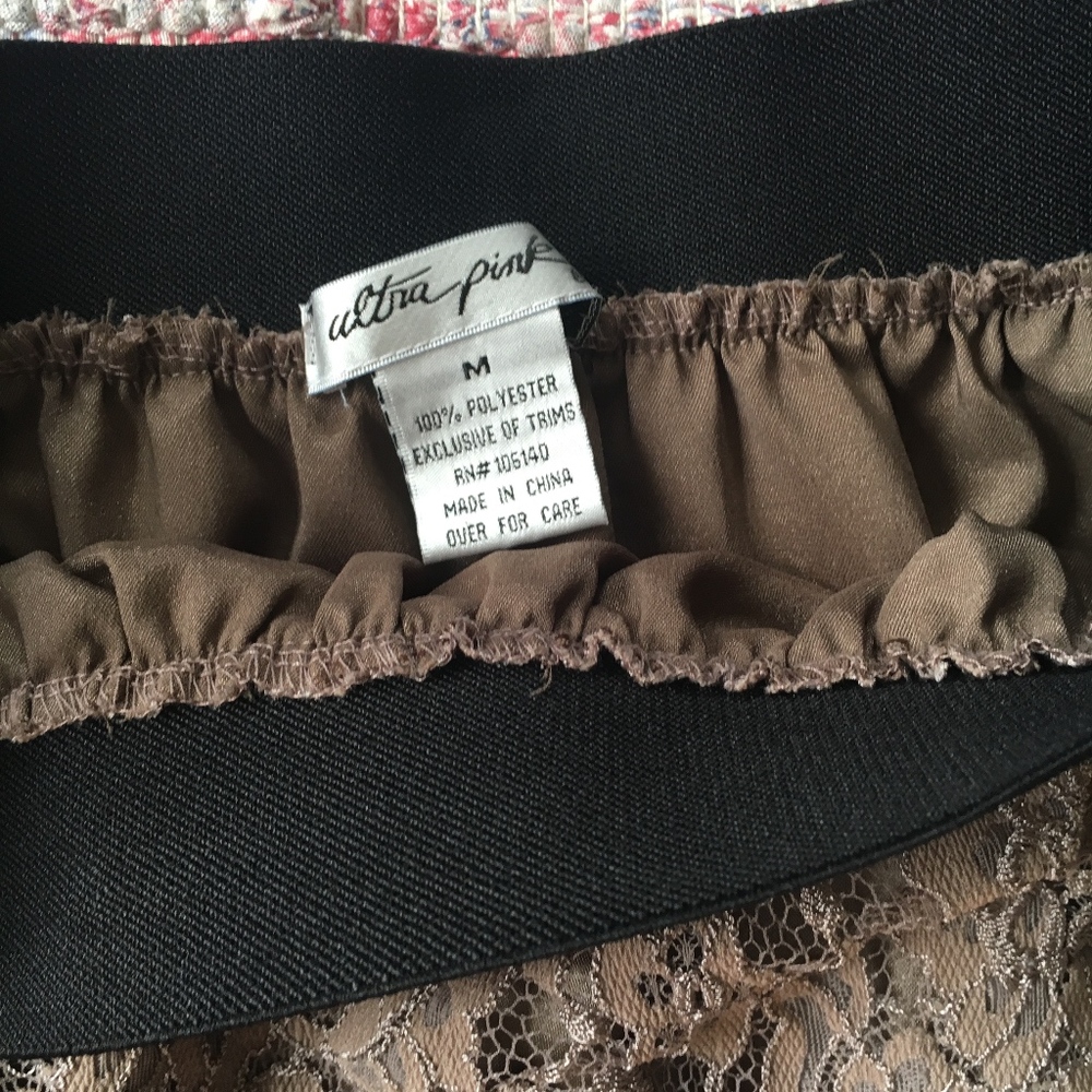 NWOT Taupe Layered Lace Mini Skirt by Ultra Pink - Picture 3 of 4